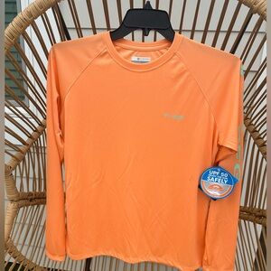 NWT Women’s Columbia PFG Long Sleeve Shirt- Size L